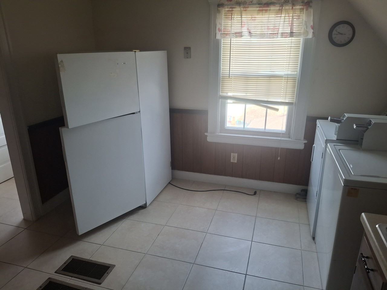422 Prospect Ave #3 - Photo 5 of 14
