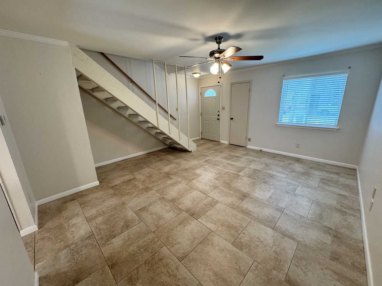 3214 Crosscreek Dr #103 - Photo 4 of 17