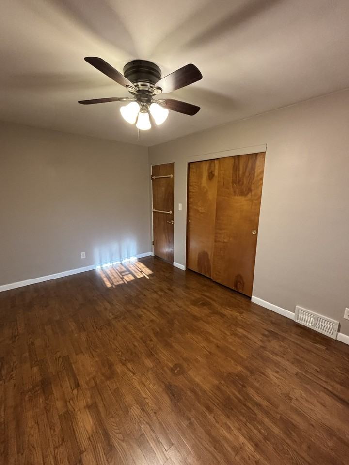 3882 N Hartford Dr #NA - Photo 2 of 16