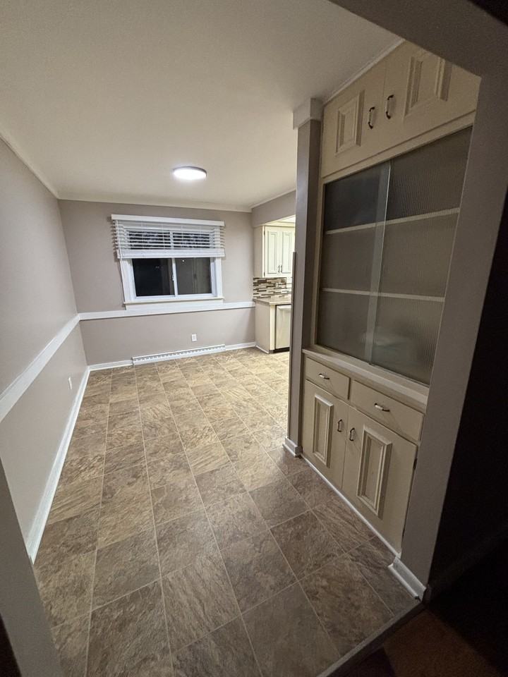 3882 N Hartford Dr #NA - Photo 7 of 16