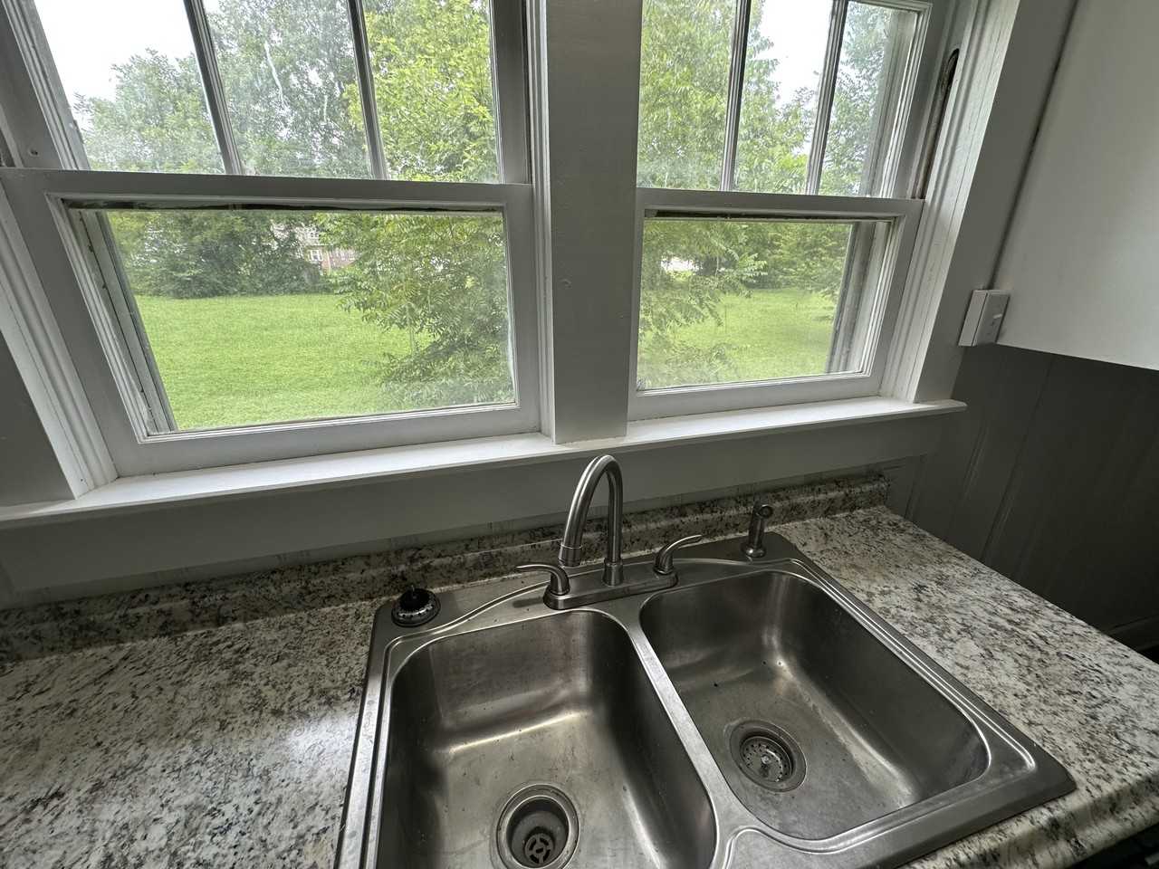 601 W Main St #NA - Photo 4 of 17