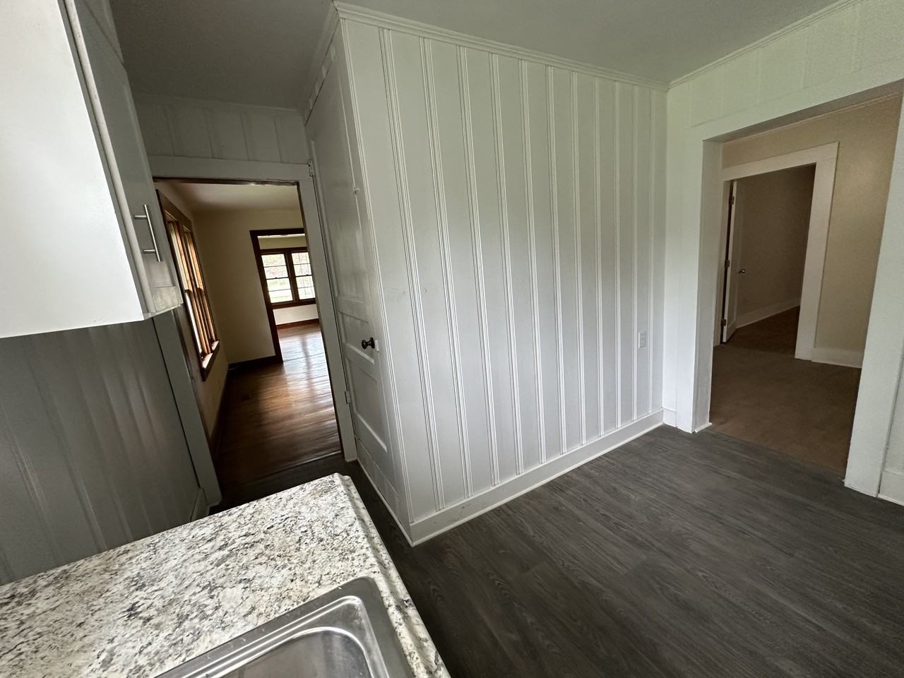 601 W Main St #NA - Photo 5 of 17