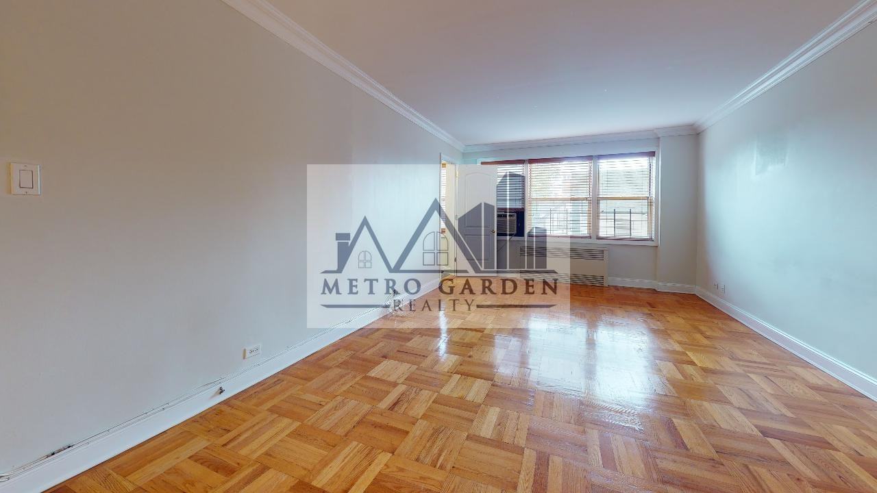 69-45 108th Street #3F - Photo 5 of 33