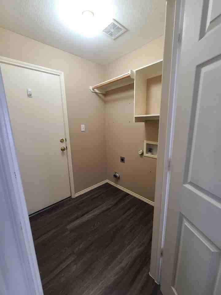 3004 Zachary Ln #NA - Photo 6 of 13