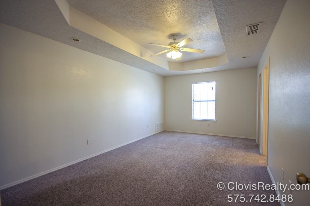 1600 S Avenue I #1 - Photo 7 of 13
