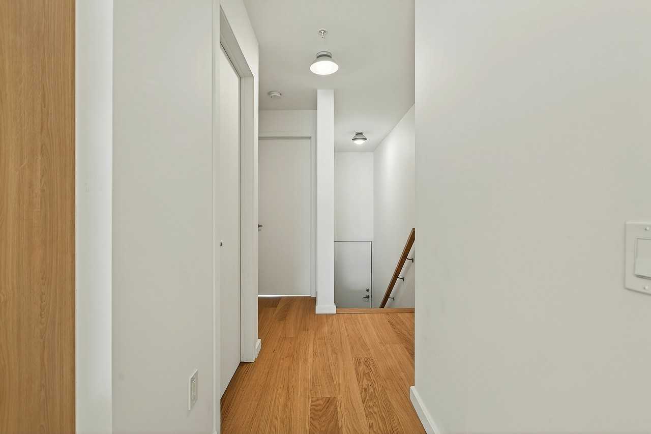 3710 Rue Sainte-Catherine Est - Photo 3 of 25