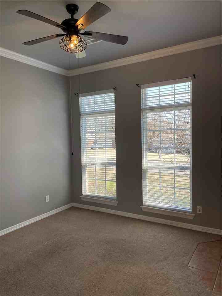 410 Ash St #A - Photo 6 of 17