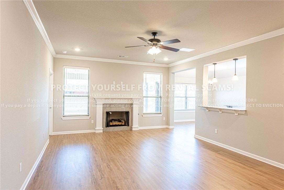 441 Peach Ave - Photo 3 of 17