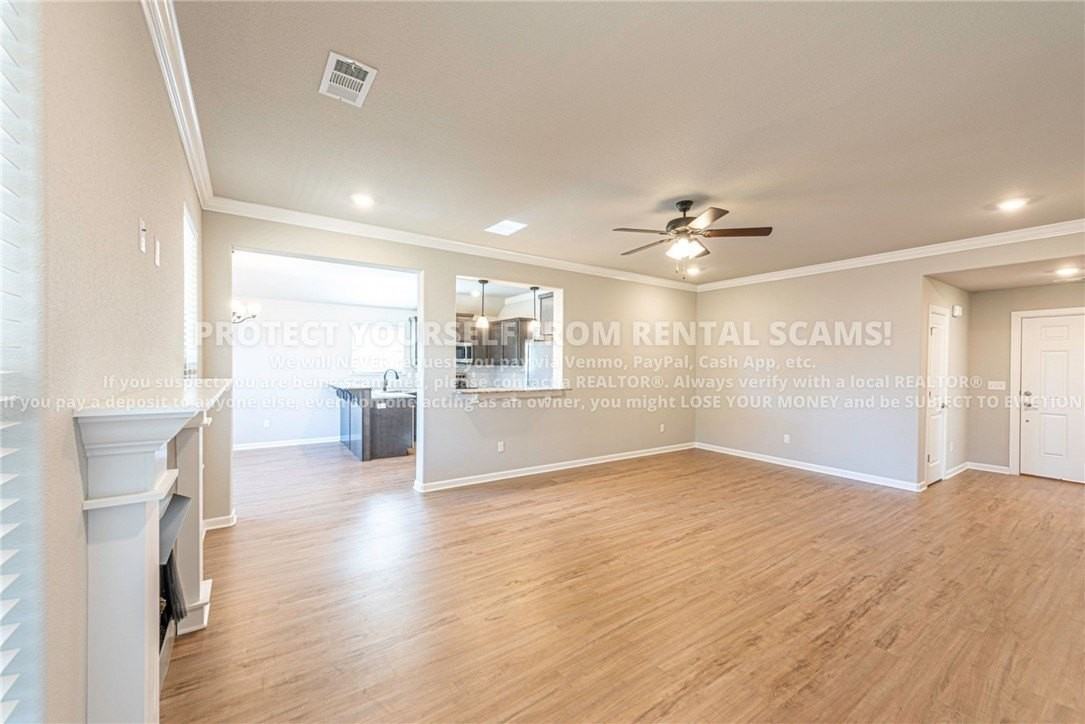 441 Peach Ave - Photo 5 of 17