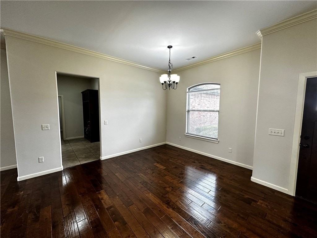 584 N Mulligan Dr - Photo 6 of 33