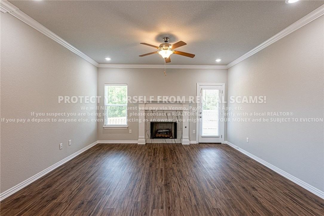 2910 S 7th St - Photo 4 of 17