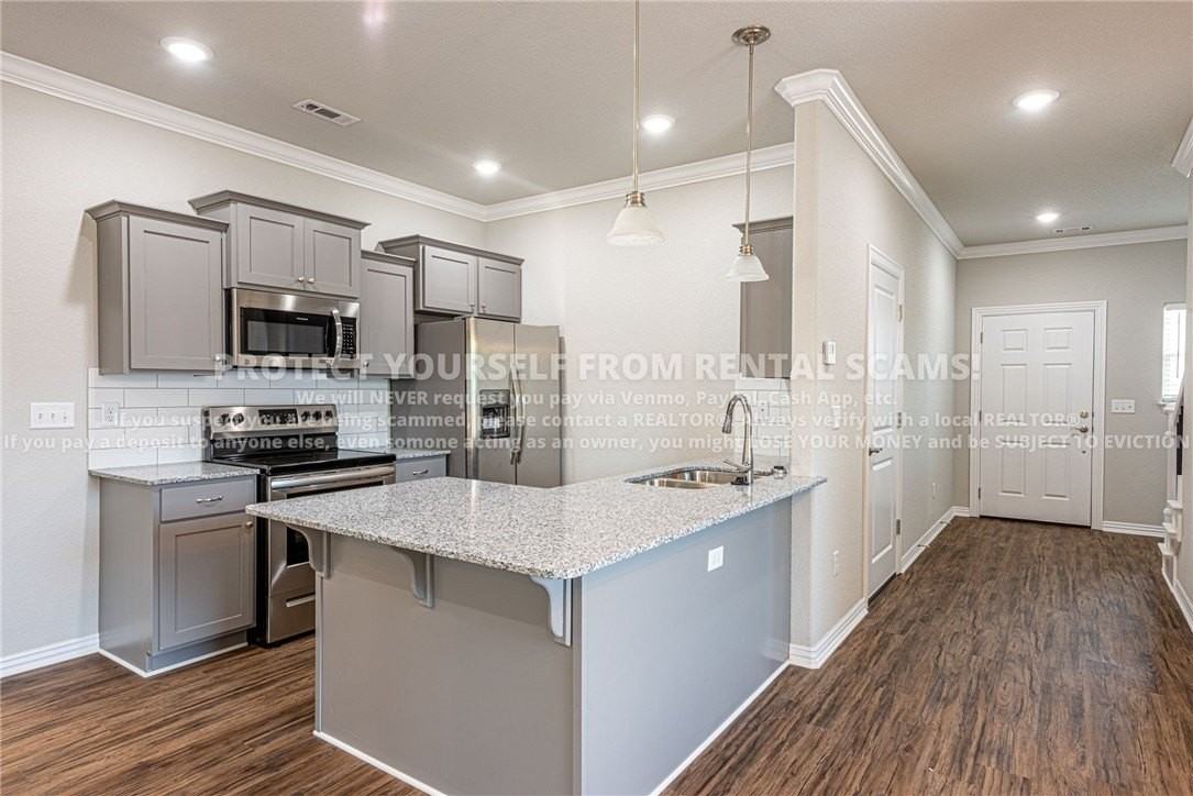 2910 S 7th St - Photo 5 of 17
