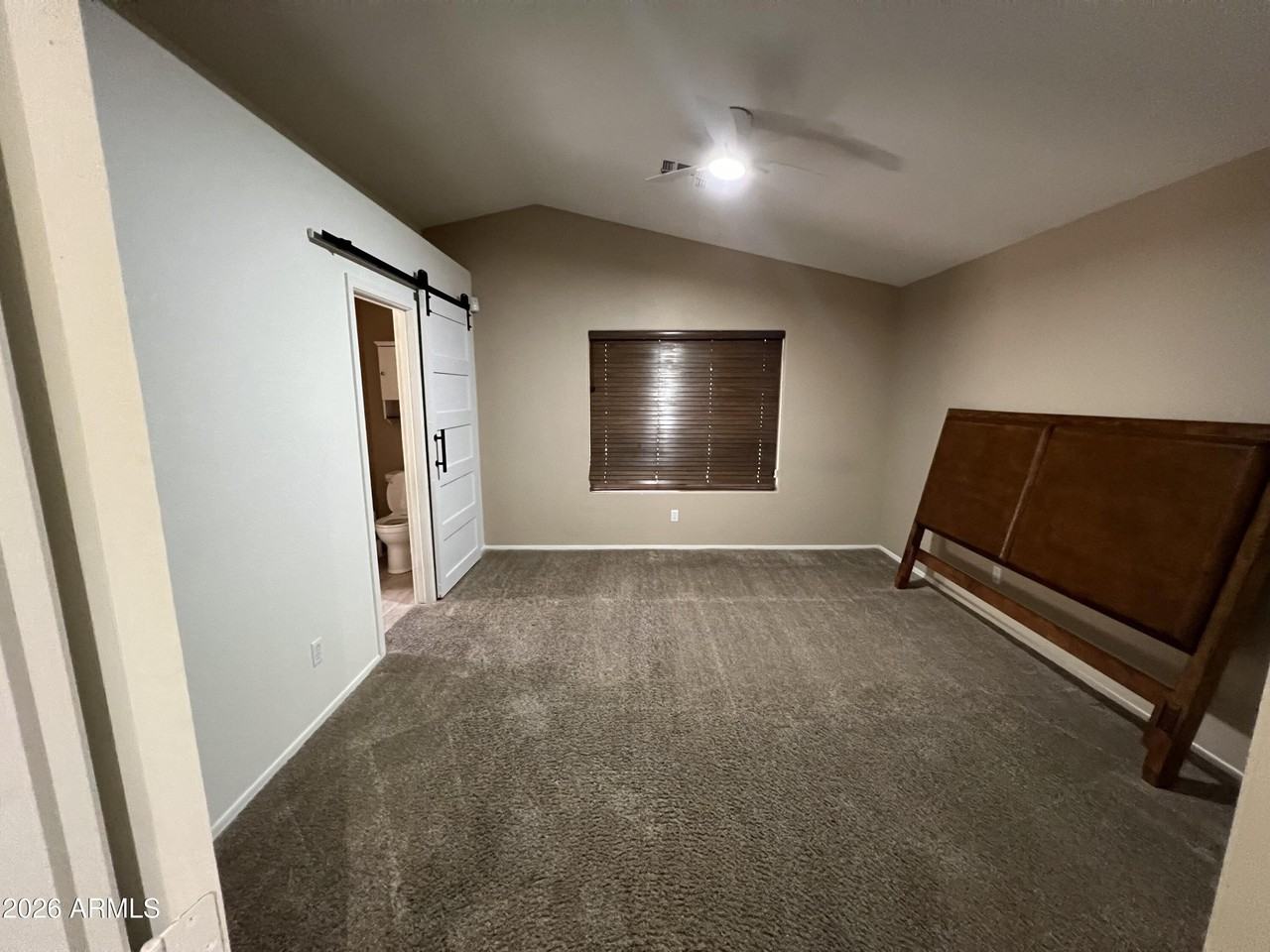2240 E Mariposa Grande - Photo 7 of 16