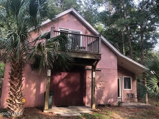 33 Winding Way - Photo 2 of 20