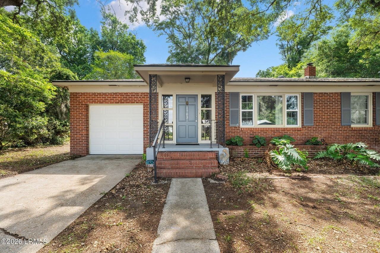 1703 Palmetto Dr - Photo 3 of 30