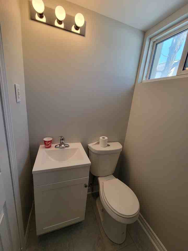227 Ancaster Avenue #B - Photo 6 of 10