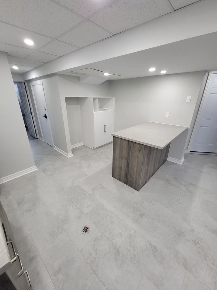 227 Ancaster Avenue - Photo 8