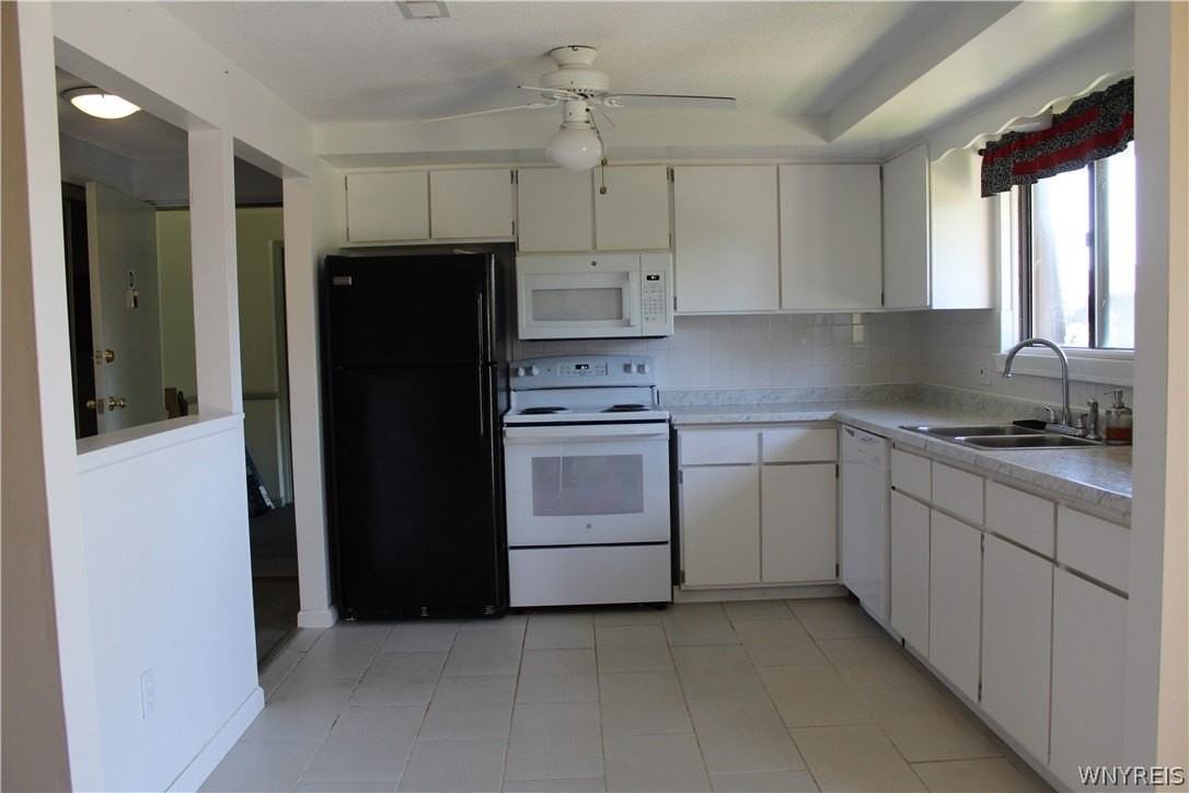 3948 Ridge Lea Rd #D - Photo 7 of 24