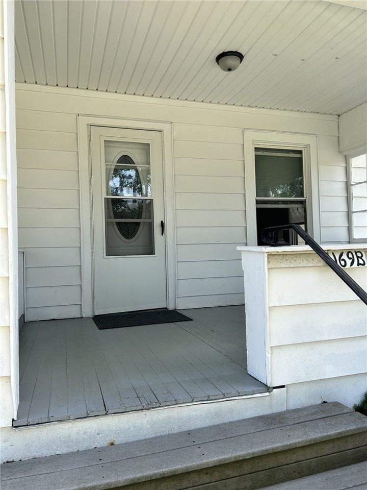 169 Horseheads Blvd - Photo 3 of 11