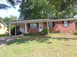 featured image of 1515 E Twin Lakes Dr