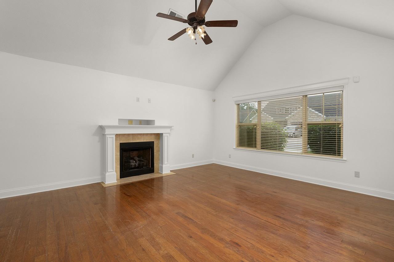 3384 Willow Lake Cir - Photo 5 of 28
