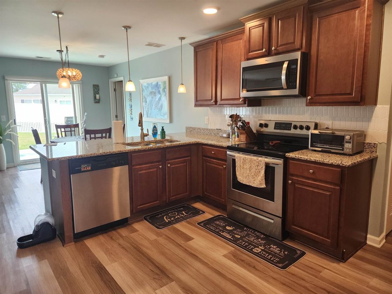1300 Arbor Ct - Photo 7 of 23