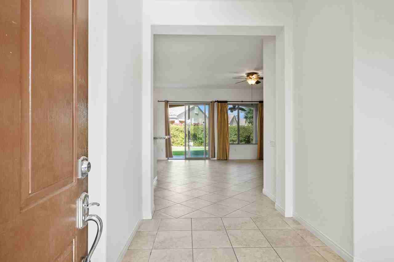 40087 Corte Azul - Photo 3 of 41