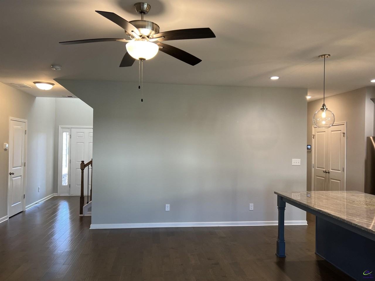 401 Tivoli Way - Photo 3 of 36