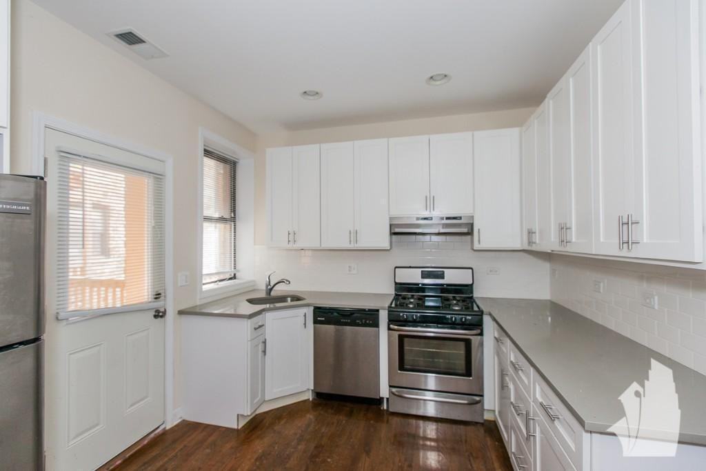 1819 W Leland Ave #1827G - Photo 5 of 15