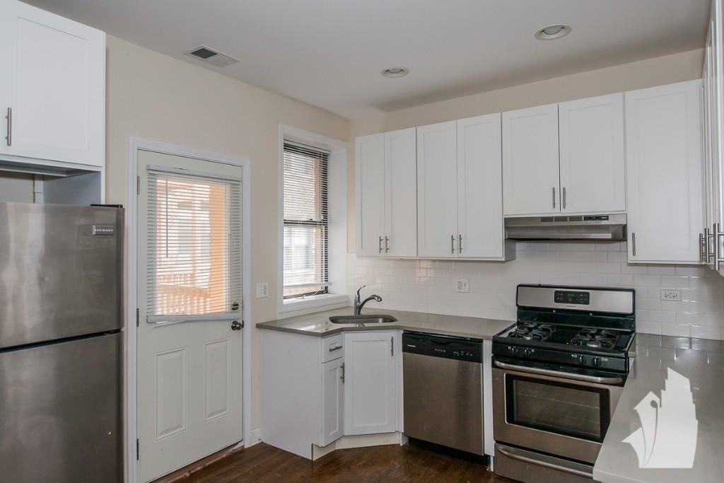1819 W Leland Ave #1827G - Photo 6 of 15