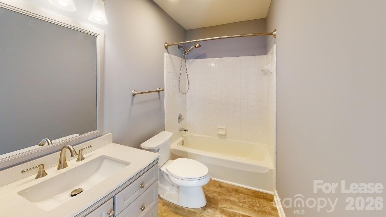 1105 Torrence Cir - Photo 7 of 18