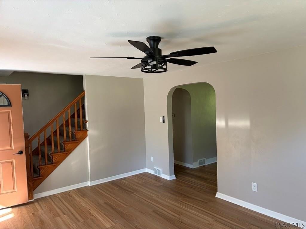 226 Suie St - Photo 6 of 45