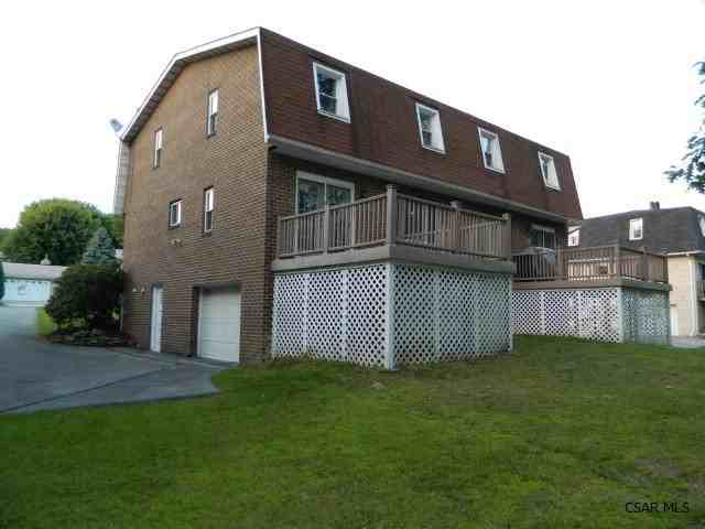 116 Berkey Dr - Photo 2 of 32