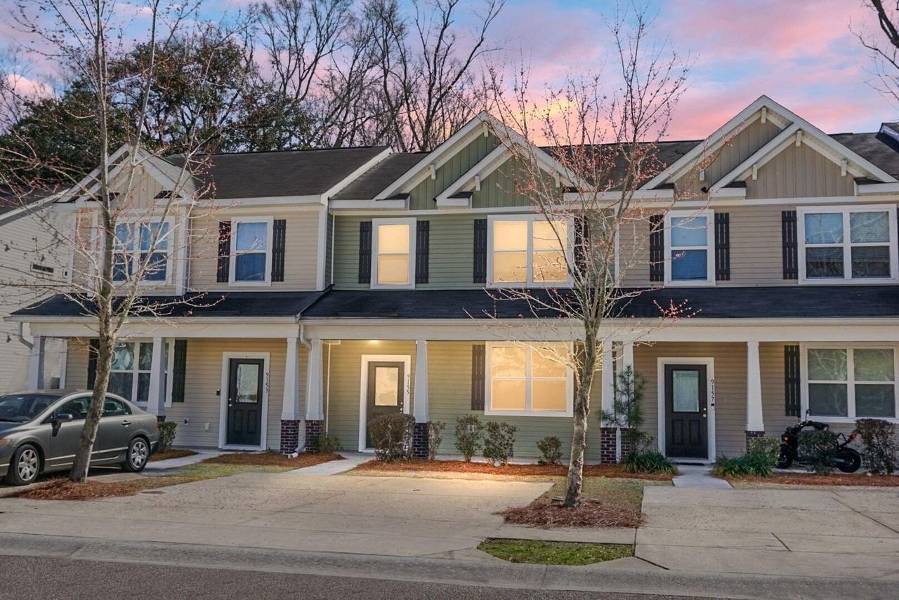 9155 Parlor Dr