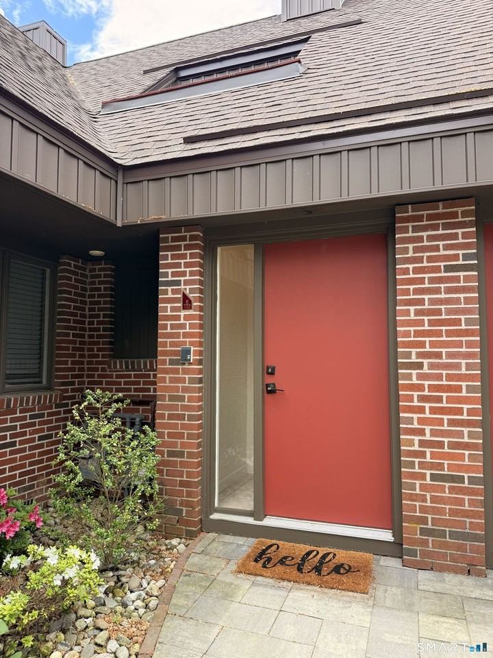 132 Montoya Dr #132 - Photo 2 of 10