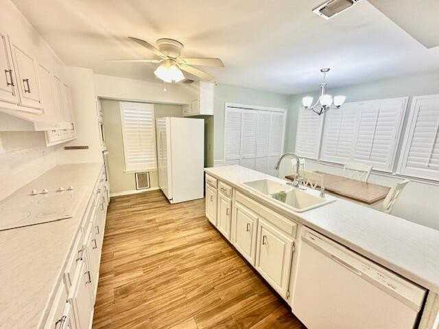 937 Holbrook Cir - Photo 7 of 39