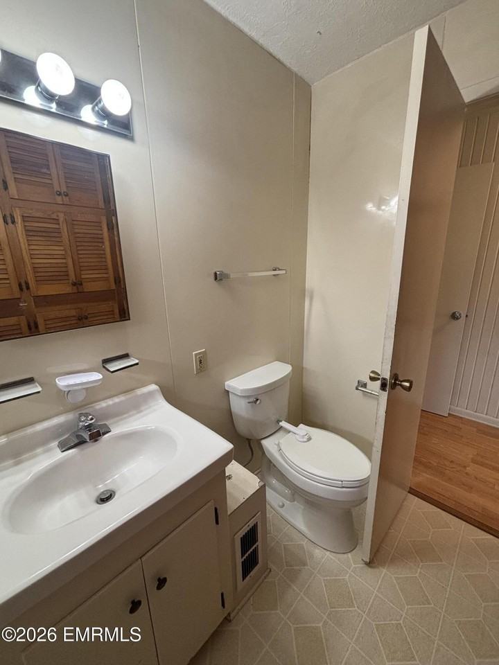 9207 W Lauderdale Rd - Photo 6 of 15