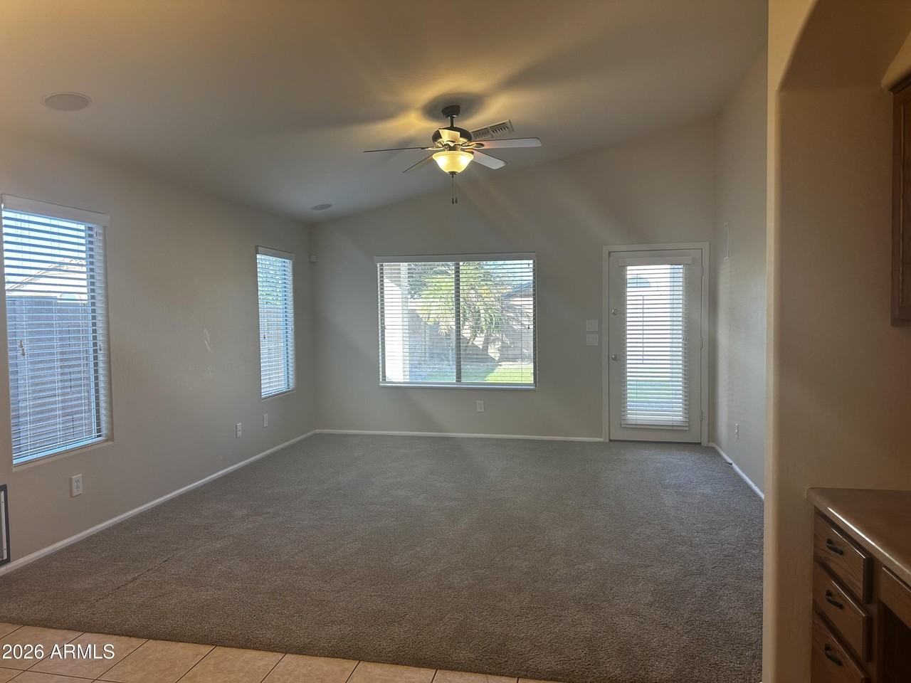 1618 E Angeline Ave - Photo 4 of 17