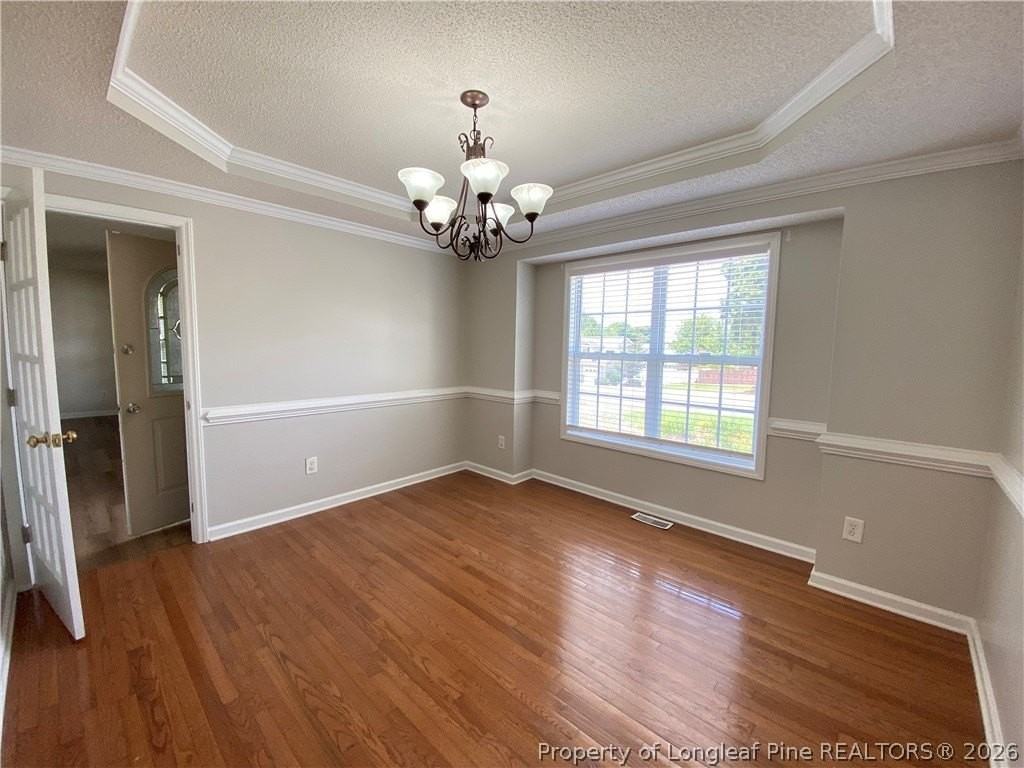 346 Cresthaven Dr - Photo 5 of 25