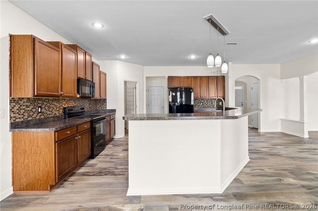 645 Highgrove Dr - Photo 7 of 21