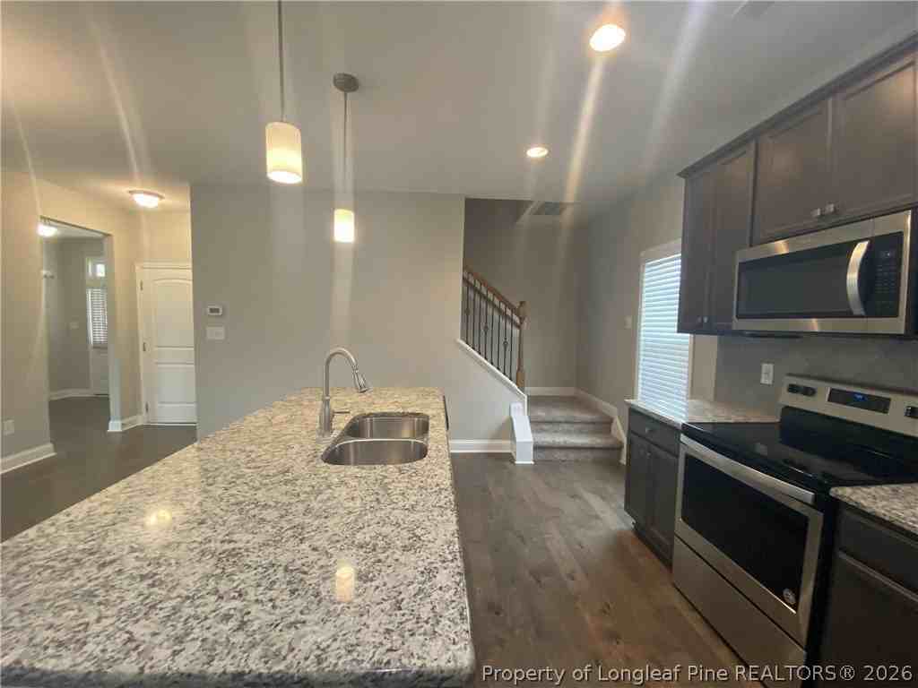 3028 N Kilchattan Dr - Photo 5 of 26