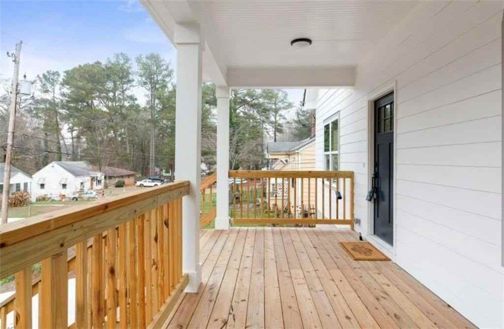 2932 Palm Dr - Photo 2 of 6