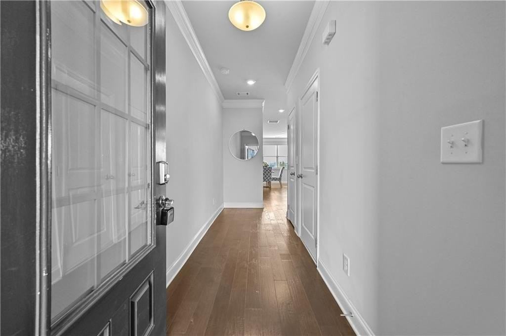 3229 Weyhill Way - Photo 4 of 31