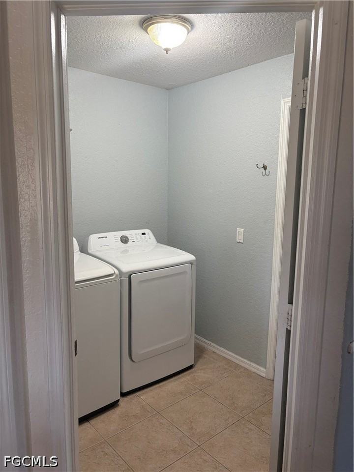 421 Nw 36th Ave - Photo 6 of 19