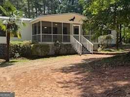 featured image of 268 Persimmon Dr