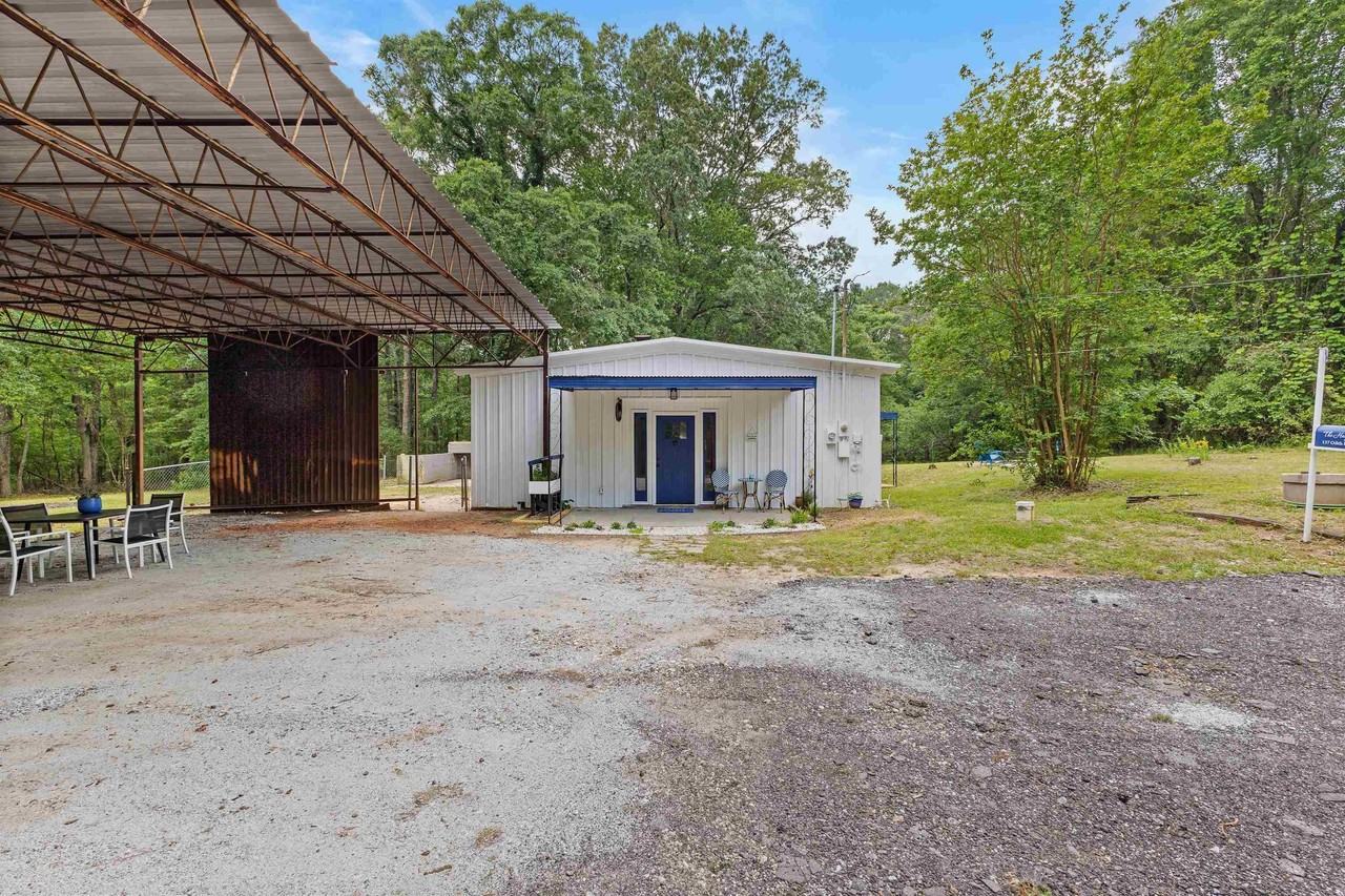 137 Odith Rd - Photo 2 of 46