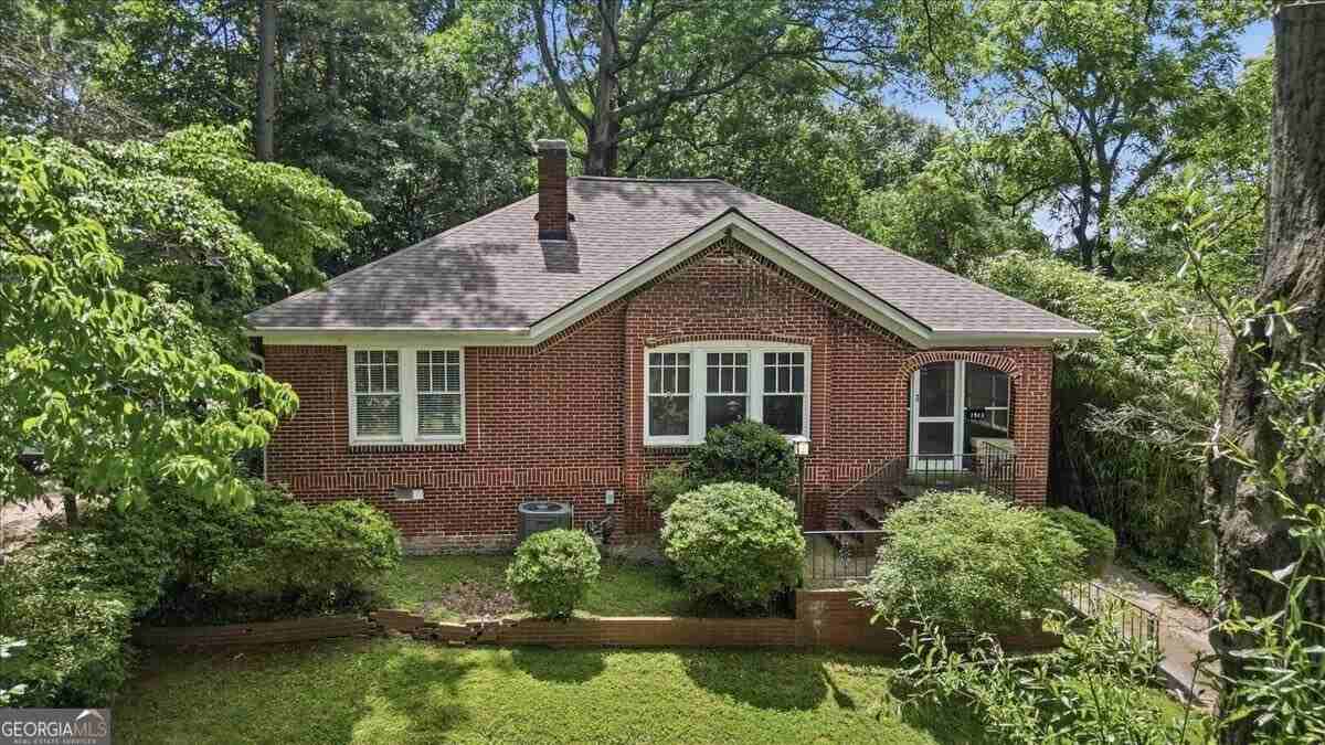 1513 Melrose Dr Sw - Photo 2 of 36