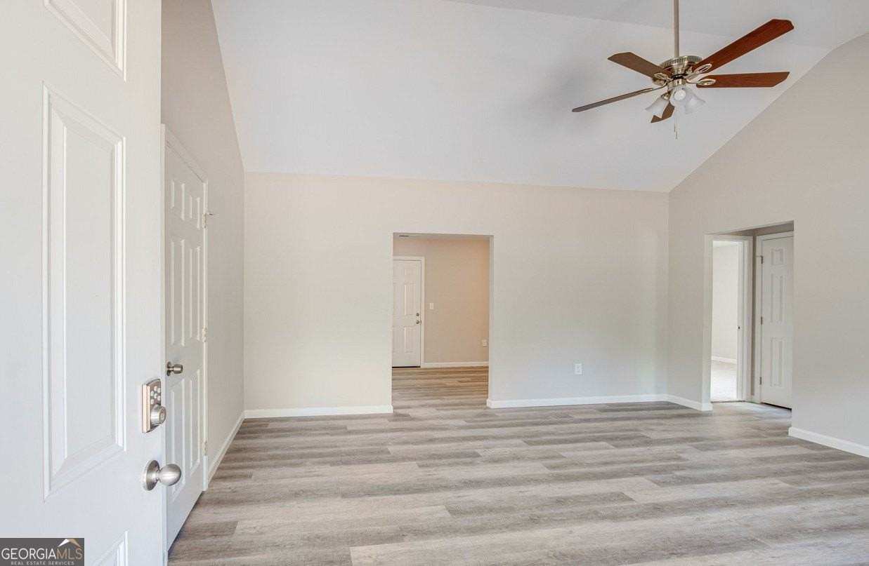 114 Lyla Lane - Photo 4 of 18