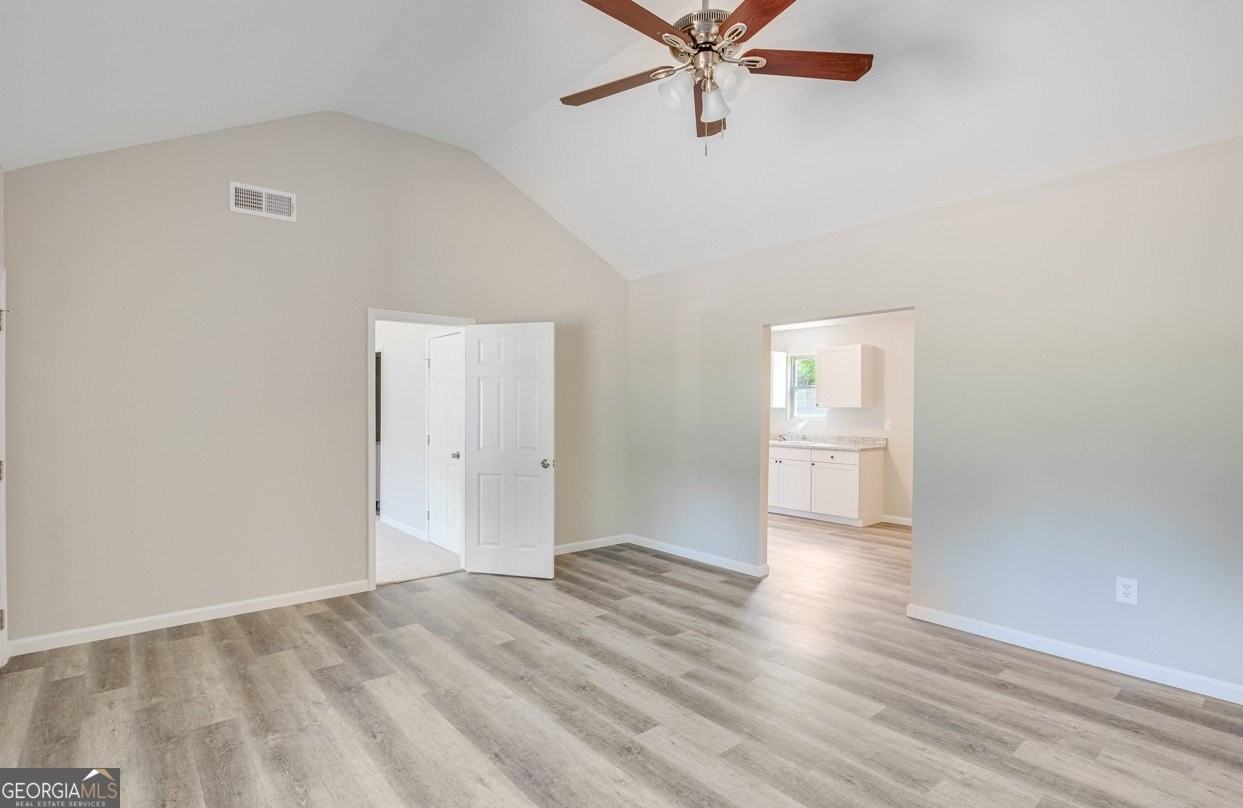 114 Lyla Lane - Photo 5 of 18
