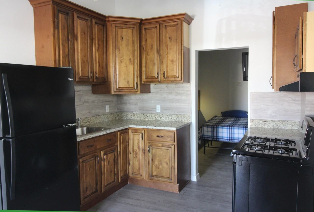 1408 Arizona Ave #B - Photo 7 of 12